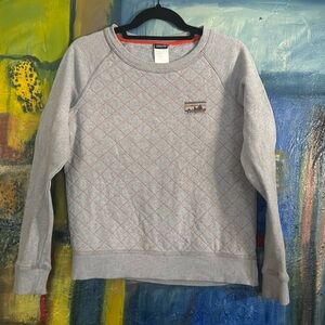 Patagonia + Common Threads Partnership 100% quilted crewneck pullover women’s xs